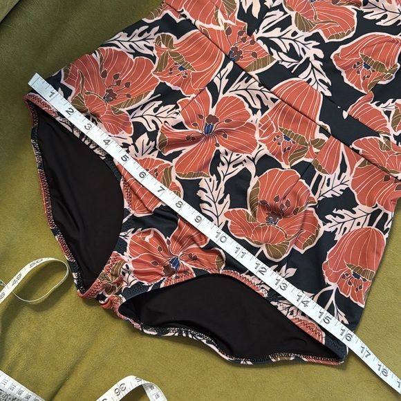 Seea Frida One Piece Swimsuit in Mabel Size Medium Sold by Free People 55 - Picture 10 of 12